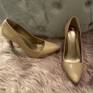 Jessica Simpson patent leather heels